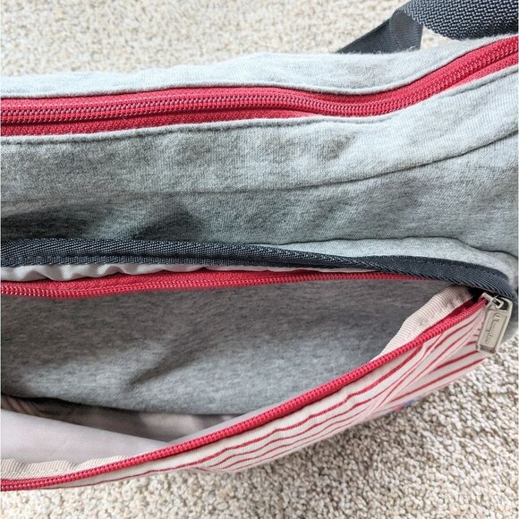 ⭐Red Grey Striped Sling Bag Champion⭐ - Picture 5 of 7